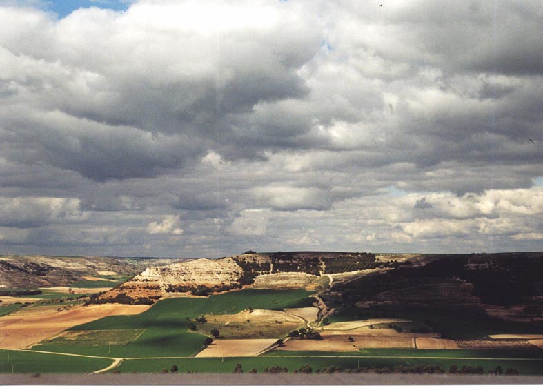 Fotografa de estratocmulos realizada desde el Alcazar de Segovia hacia el norte.
