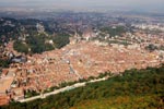 Panormica del casco medieval de Brasov desde el monte Tmpa.