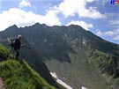 Por las crestas de los montes Fagaras hacia el pico Moldoveanu.
