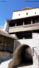 Torre de defensa de la entrada sur a la fortaleza de Rsnov.